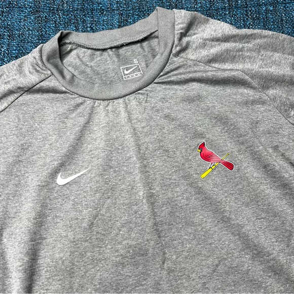 Nike MLB St Louis Cardinals Baseball Long Sleeve Shirt in Gray - Picture 2 of 6